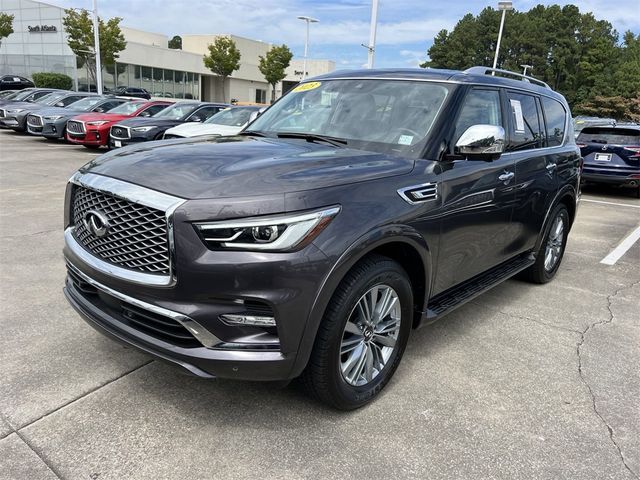 2023 INFINITI QX80 Luxe