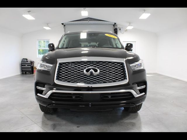 2023 INFINITI QX80 Luxe