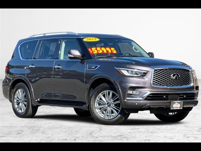 2023 INFINITI QX80 Luxe