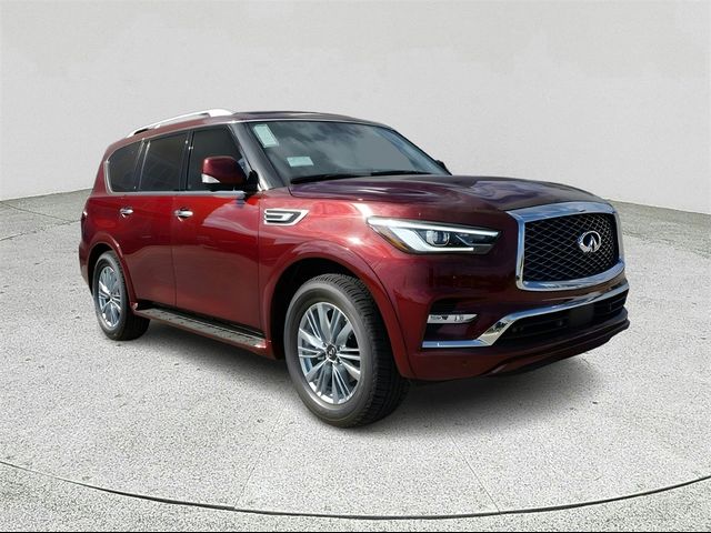 2023 INFINITI QX80 Luxe