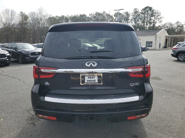 2023 INFINITI QX80 Luxe