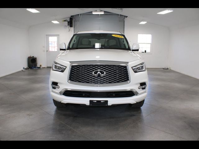 2023 INFINITI QX80 Luxe