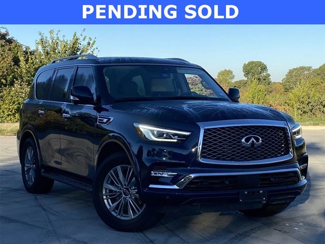 2023 INFINITI QX80 Luxe