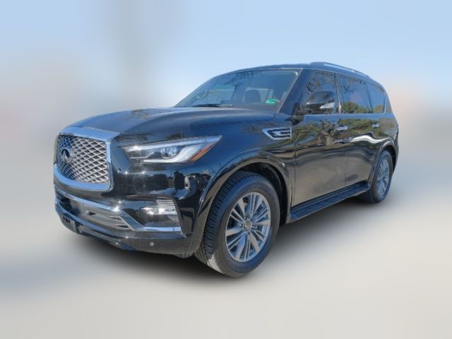 2023 INFINITI QX80 Luxe