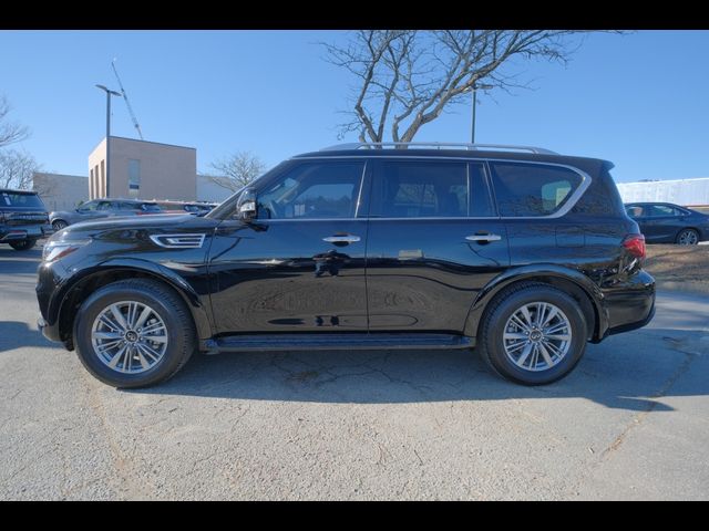 2023 INFINITI QX80 Luxe