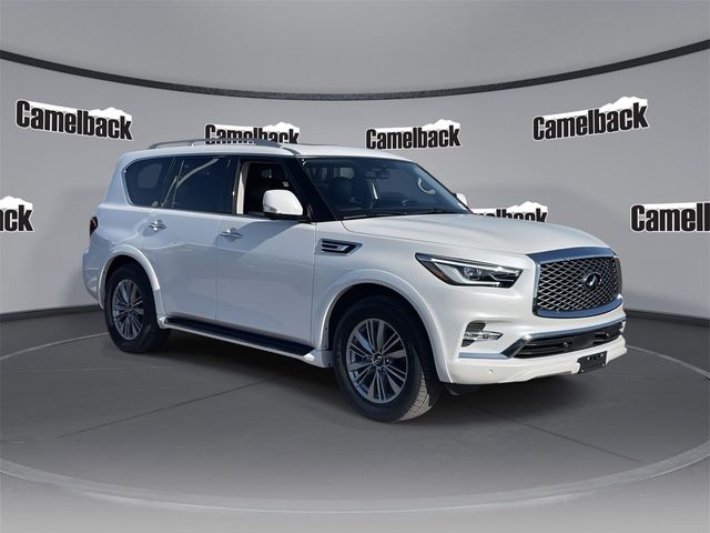 2023 INFINITI QX80 Luxe