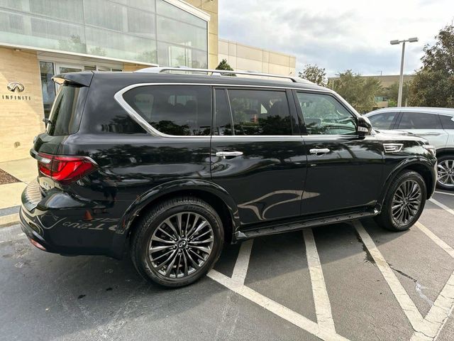 2023 INFINITI QX80 Premium Select