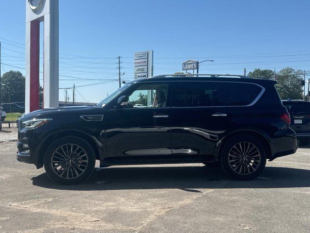 2023 INFINITI QX80 Premium Select