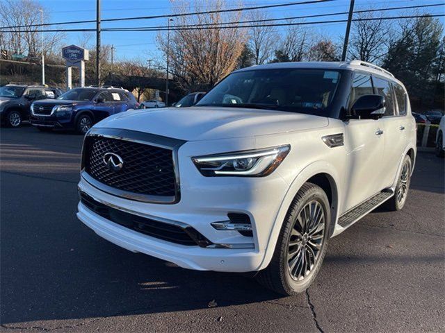 2023 INFINITI QX80 Premium Select