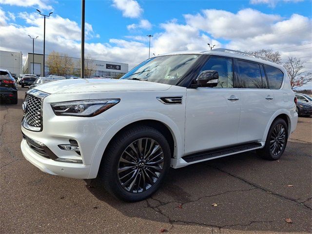 2023 INFINITI QX80 Premium Select