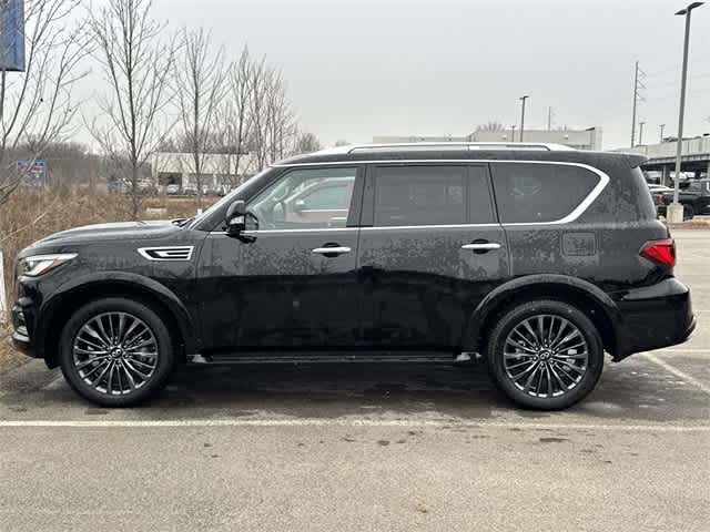 2023 INFINITI QX80 Premium Select