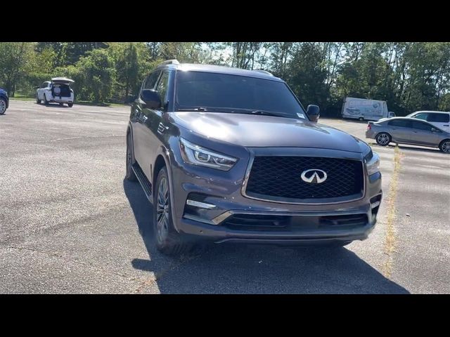 2023 INFINITI QX80 Premium Select