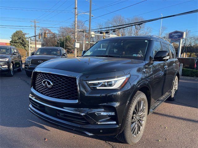 2023 INFINITI QX80 Premium Select