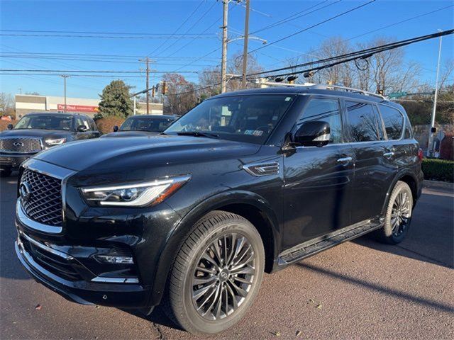 2023 INFINITI QX80 Premium Select