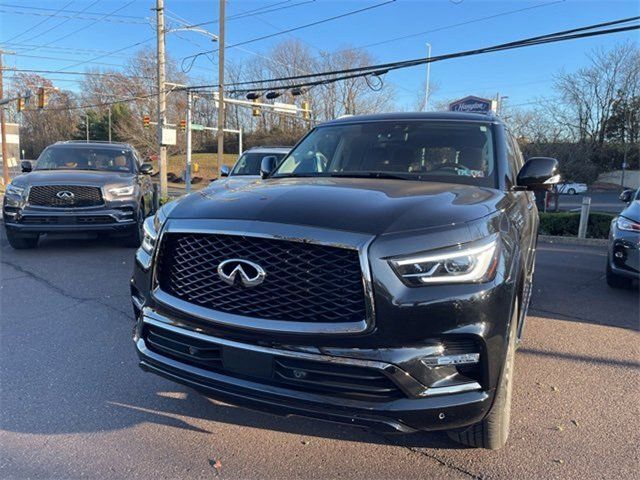 2023 INFINITI QX80 Premium Select