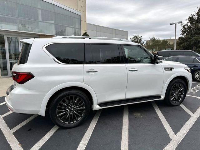 2023 INFINITI QX80 Premium Select