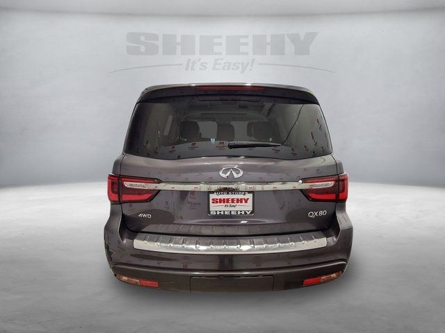 2023 INFINITI QX80 Premium Select