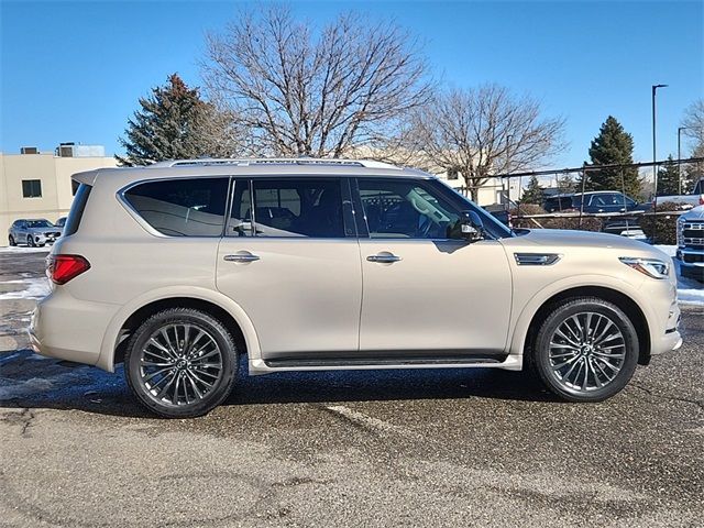 2023 INFINITI QX80 Premium Select