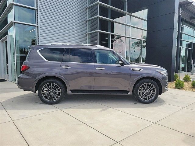 2023 INFINITI QX80 Premium Select