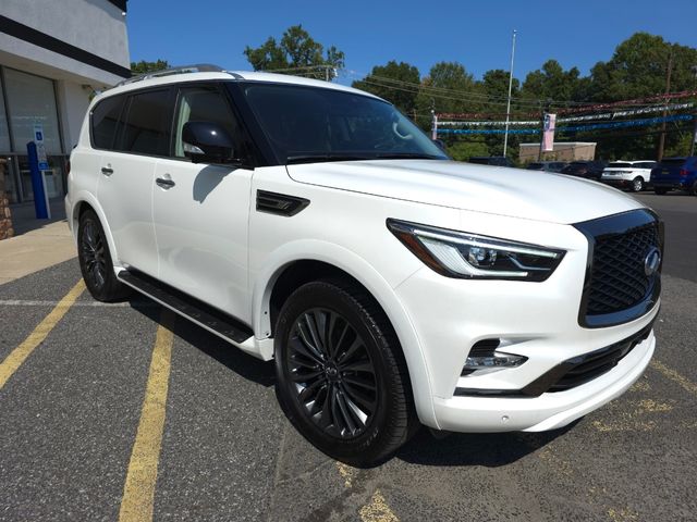 2023 INFINITI QX80 Premium Select