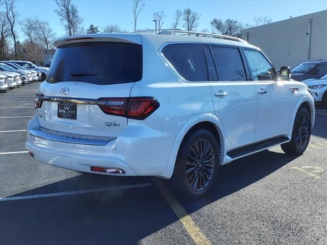 2023 INFINITI QX80 Premium Select