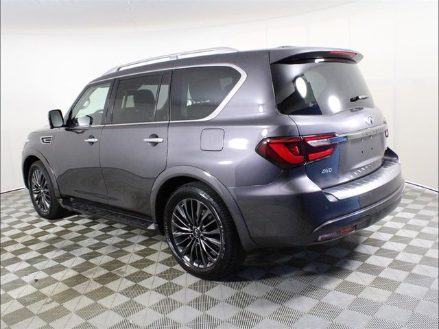 2023 INFINITI QX80 Premium Select