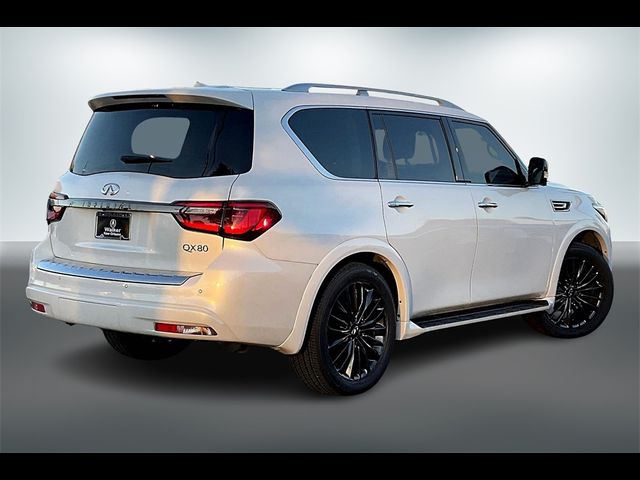 2023 INFINITI QX80 Premium Select