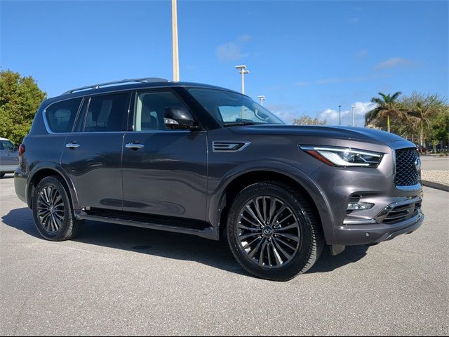 2023 INFINITI QX80 Premium Select