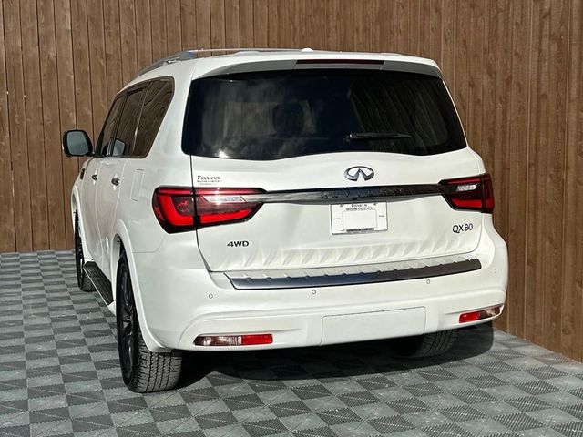 2023 INFINITI QX80 Premium Select