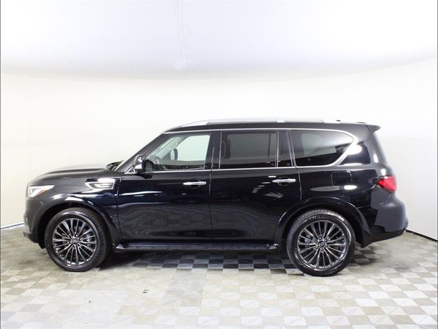 2023 INFINITI QX80 Premium Select