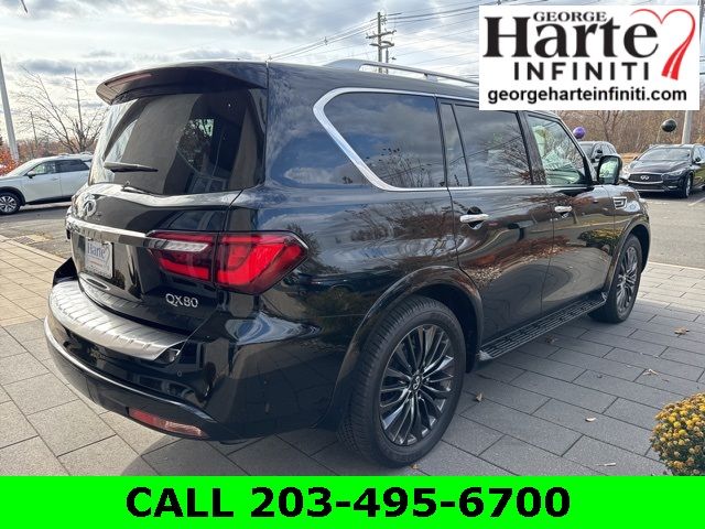 2023 INFINITI QX80 Premium Select