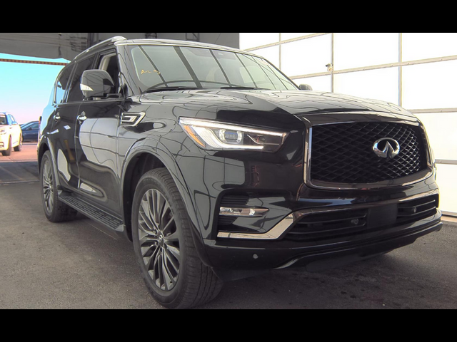 2023 INFINITI QX80 Premium Select