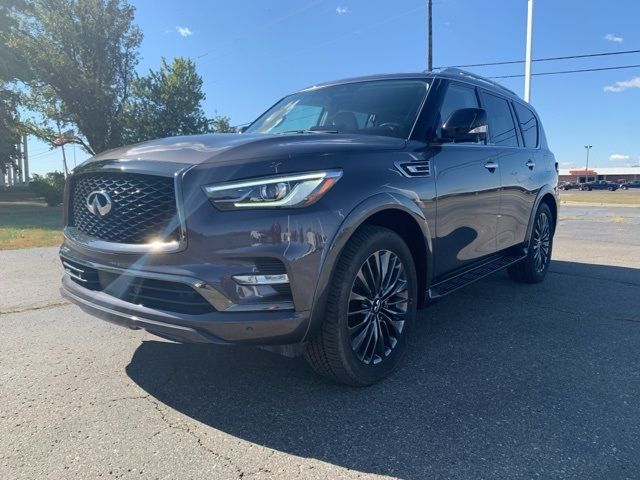 2023 INFINITI QX80 Premium Select