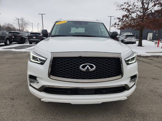 2023 INFINITI QX80 Premium Select