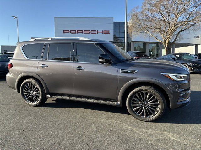 2023 INFINITI QX80 Premium Select