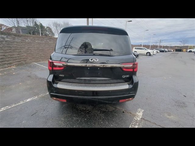 2023 INFINITI QX80 Premium Select