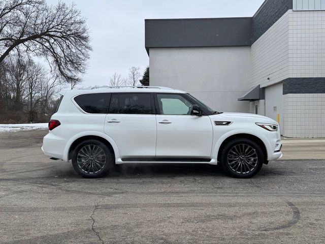 2023 INFINITI QX80 Premium Select