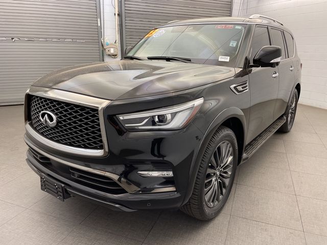 2023 INFINITI QX80 Premium Select