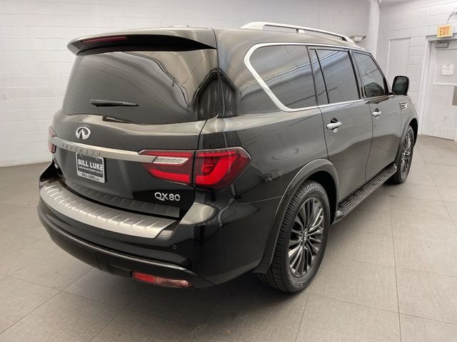 2023 INFINITI QX80 Premium Select