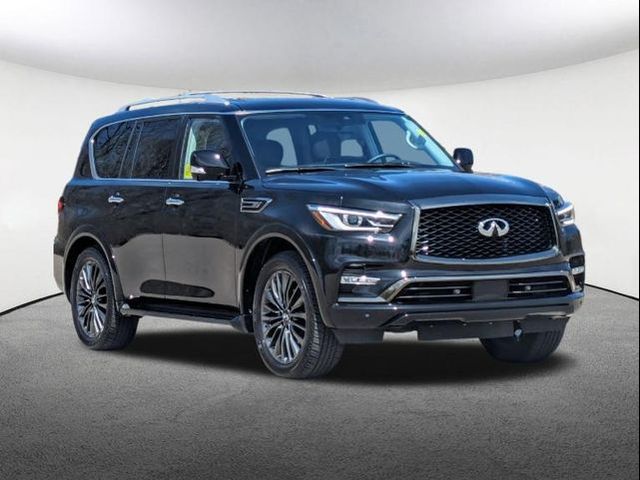 2023 INFINITI QX80 Premium Select