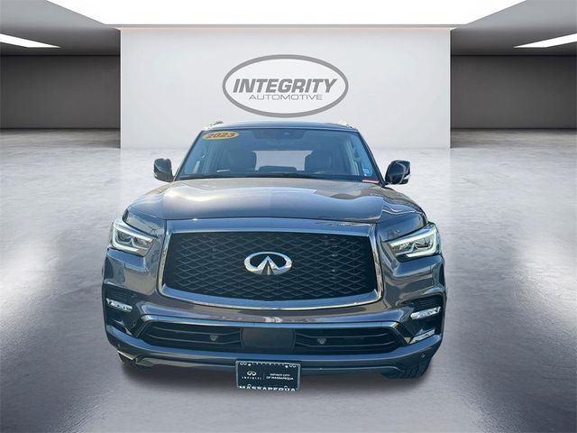 2023 INFINITI QX80 Premium Select