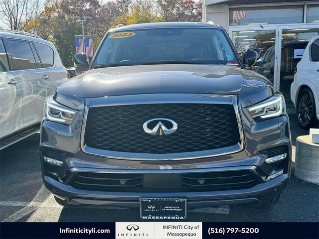 2023 INFINITI QX80 Premium Select