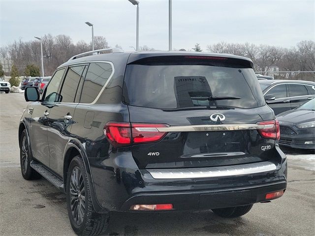 2023 INFINITI QX80 Premium Select