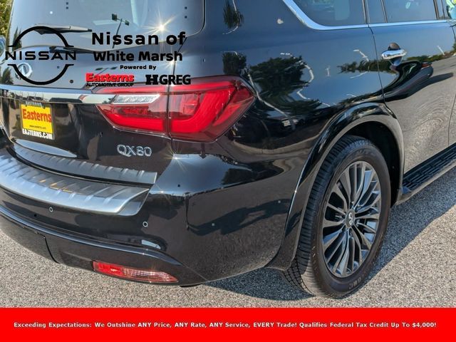 2023 INFINITI QX80 Premium Select