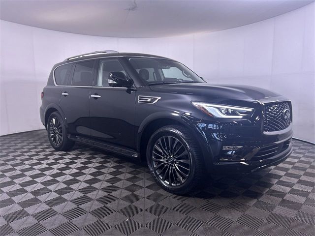 2023 INFINITI QX80 Premium Select