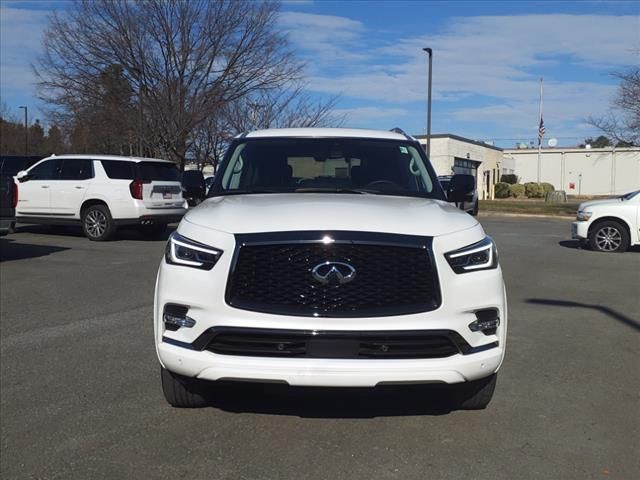 2023 INFINITI QX80 Premium Select