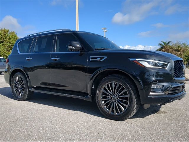 2023 INFINITI QX80 Premium Select