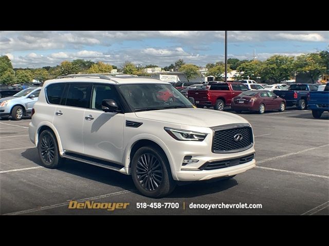 2023 INFINITI QX80 Premium Select