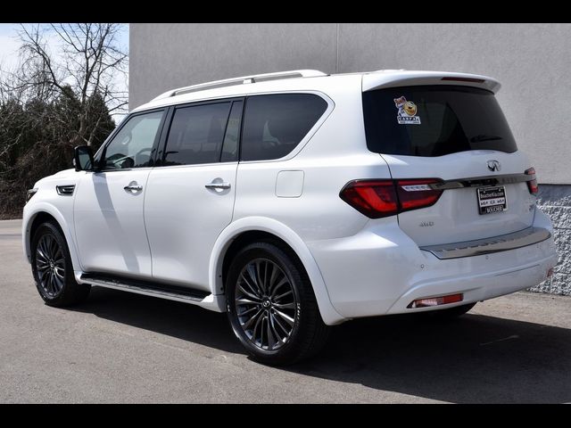 2023 INFINITI QX80 Premium Select