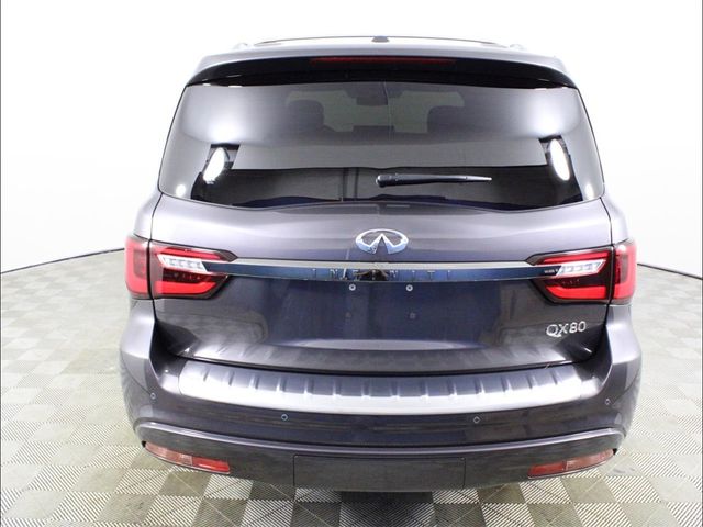 2023 INFINITI QX80 Premium Select